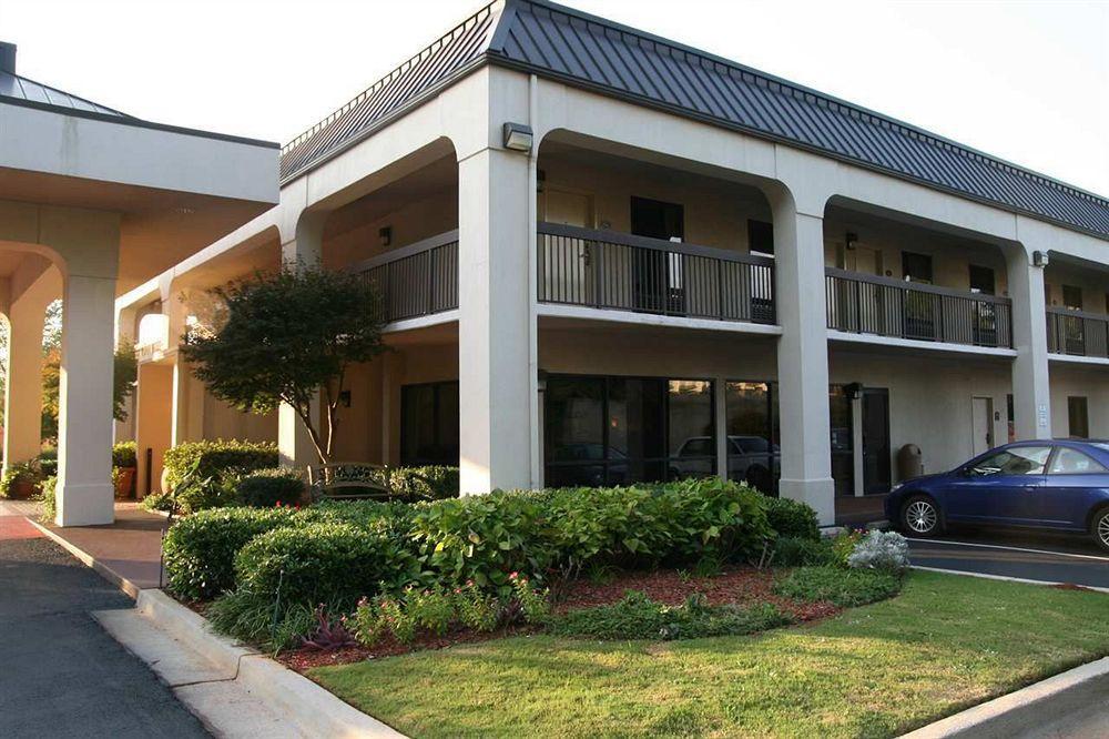 Baymont By Wyndham Mcdonough Hotel Ngoại thất bức ảnh