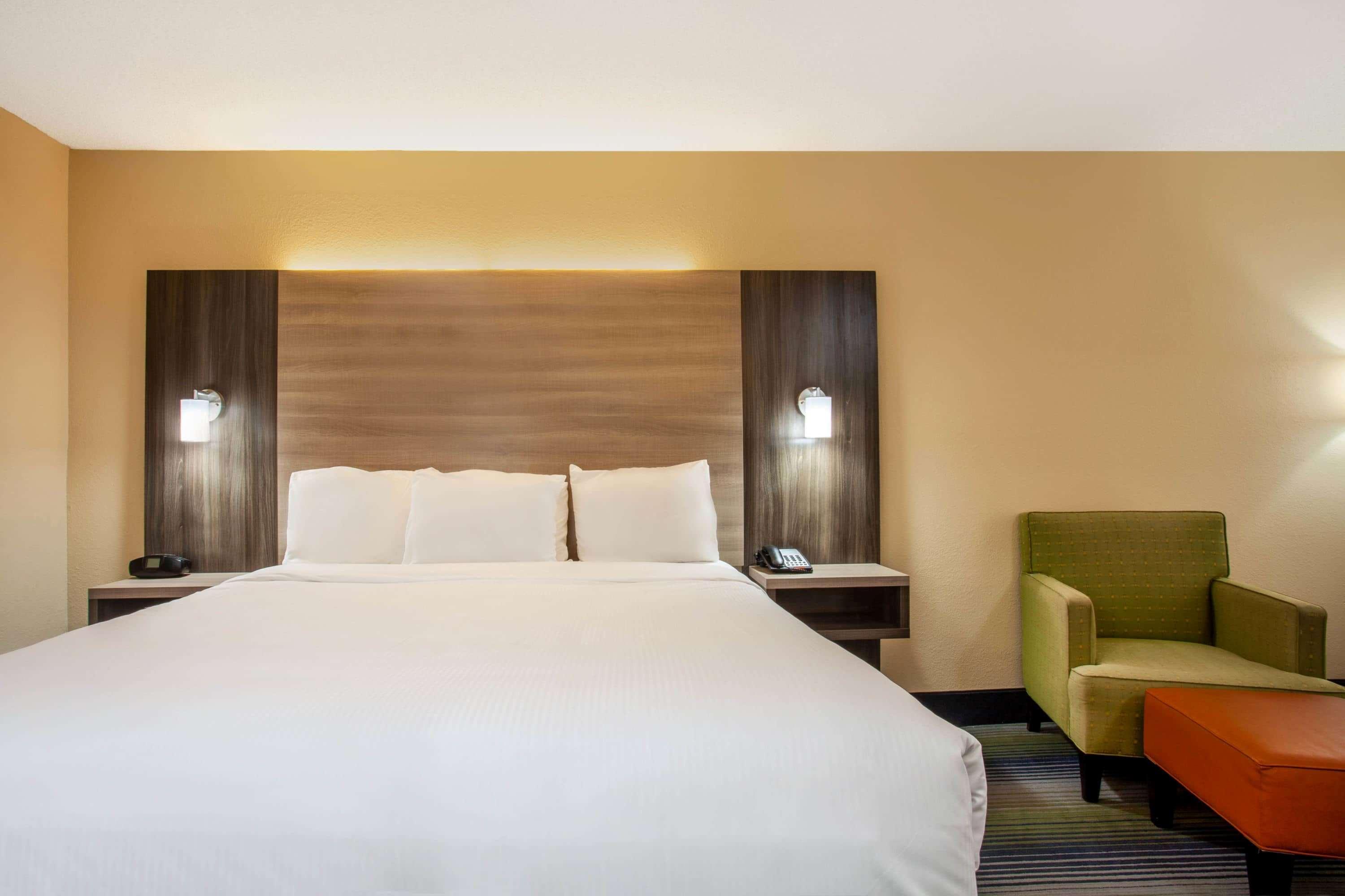 Baymont By Wyndham Mcdonough Hotel Ngoại thất bức ảnh